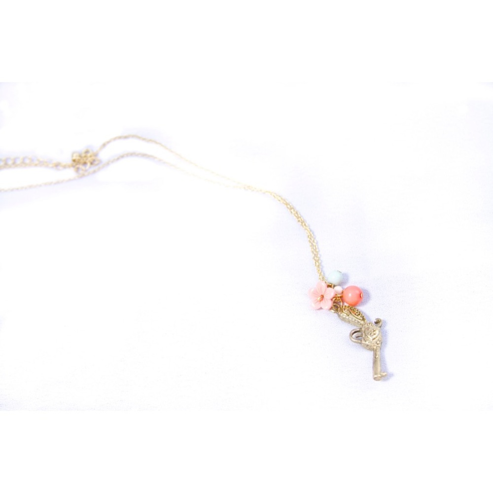 Pretty Pistol necklace